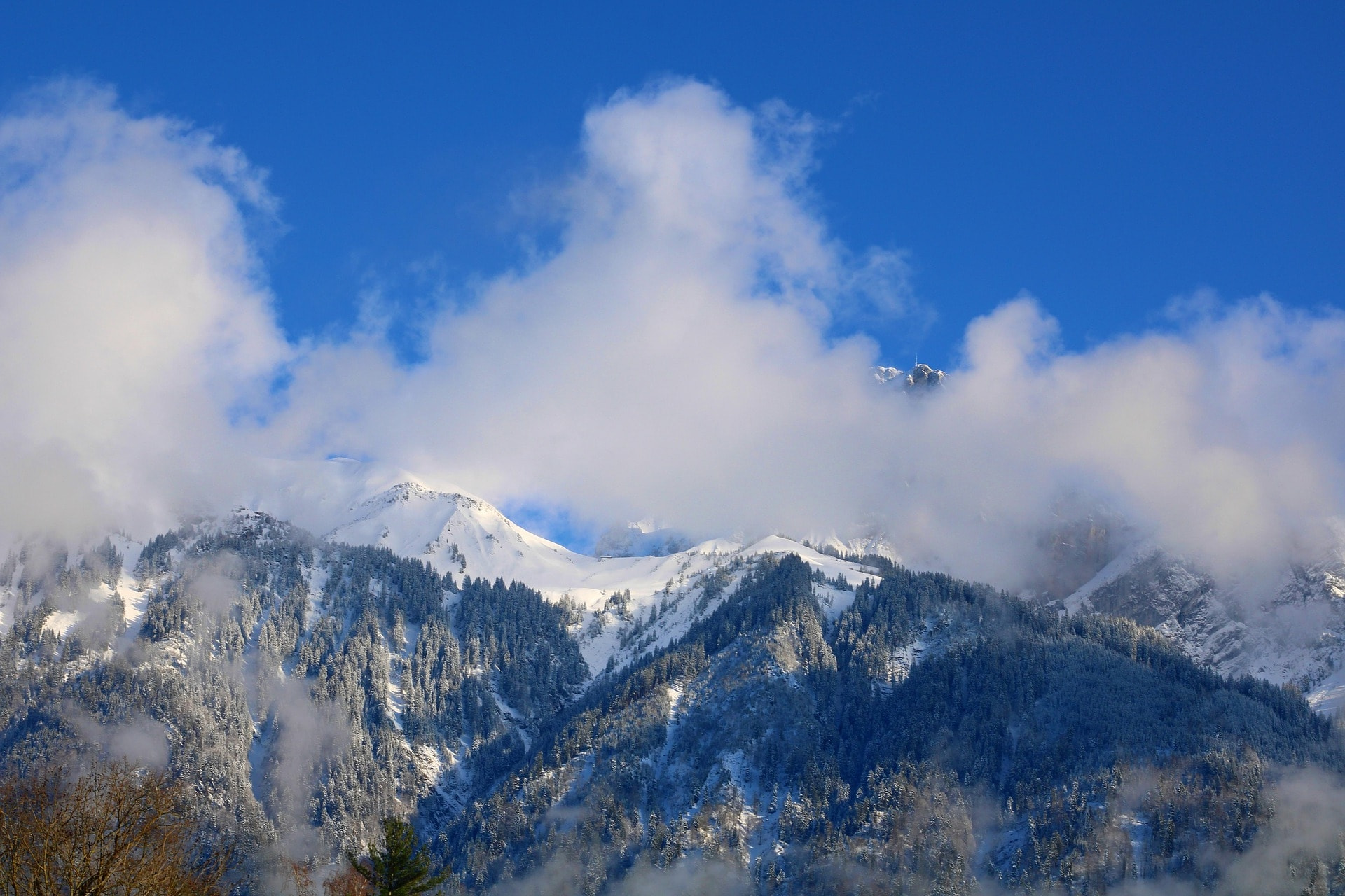 如何深化清潔能源協同推進降碳、減污、擴綠、增長-地大熱能 如何深化清潔能源協同推進降碳、減污、擴綠、增長-地大熱能